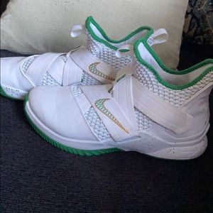 Men’s Irish Nike Sneakers